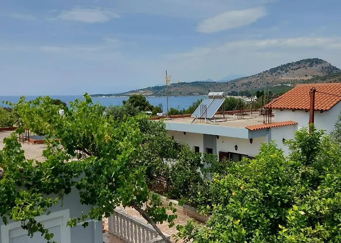 Rexhaj Villa